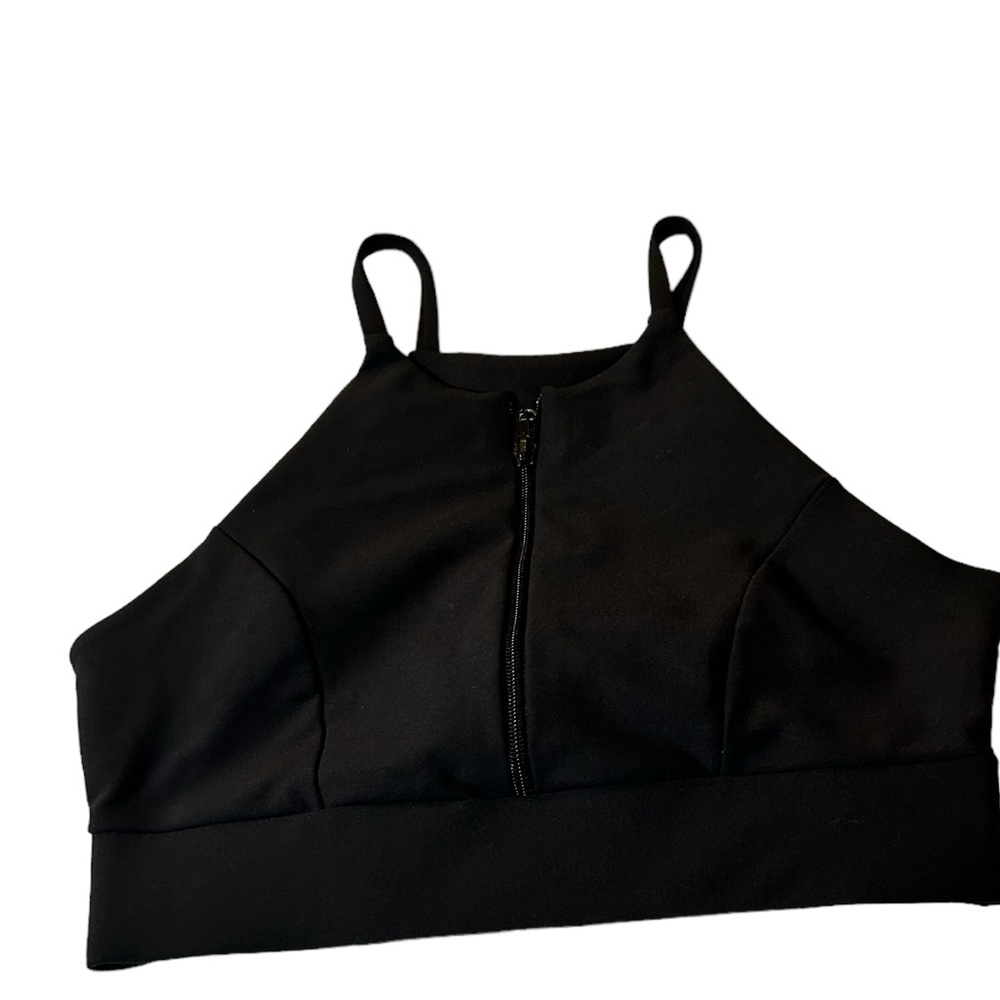 Becca Black Zip Up Sports Bra🆕 - Picture 2 of 4